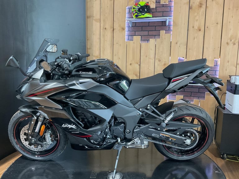 Kawasaki Ninja 1100SX SE 2025 TOUR for FREE!! FREE TOURING KIT! FREE UK DELIVERY