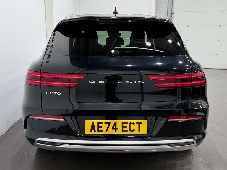 2024 Genesis GV70 GV70 Sport E AWD 4WD 5dr SUV Electric Automatic