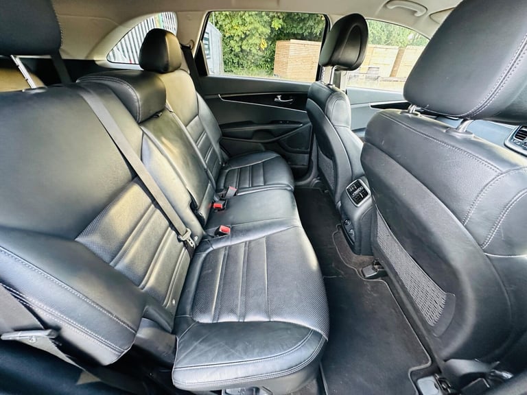 2016 Kia Sorento 2.2 CRDi KX-2 AWD Euro 6 (s/s) 5dr ESTATE Diesel Manual