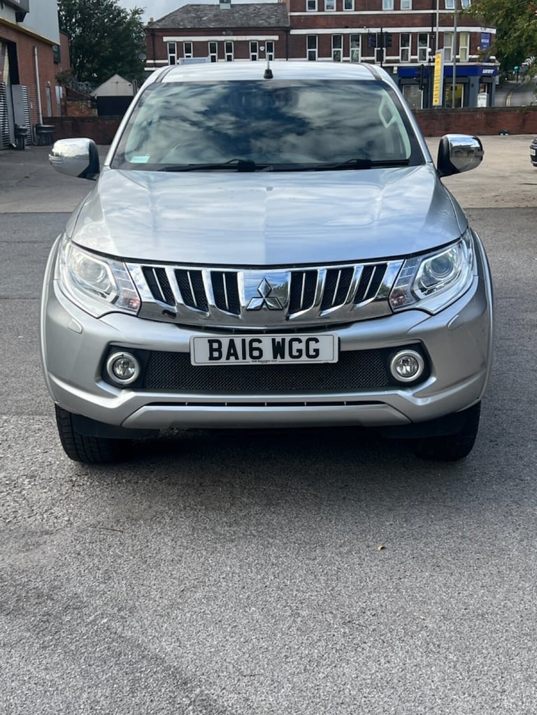 2016 Mitsubishi L200 2.4 DI-D DC Barbarian Pickup Double Cab 4dr Diesel Auto 4WD Euro 5 (178 ps) ...