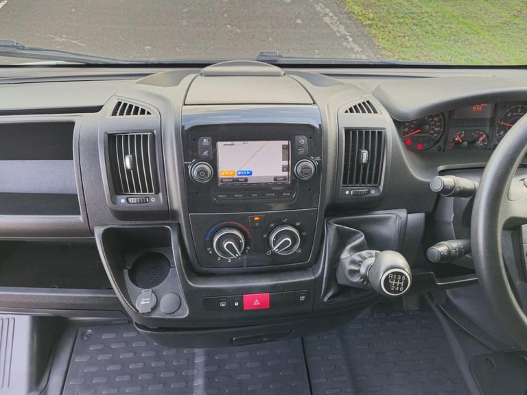 CITROEN RELAY 2.2 BlueHDi 35 Enterprise L4 Extra High Roof Euro 6 (s/s) 5dr