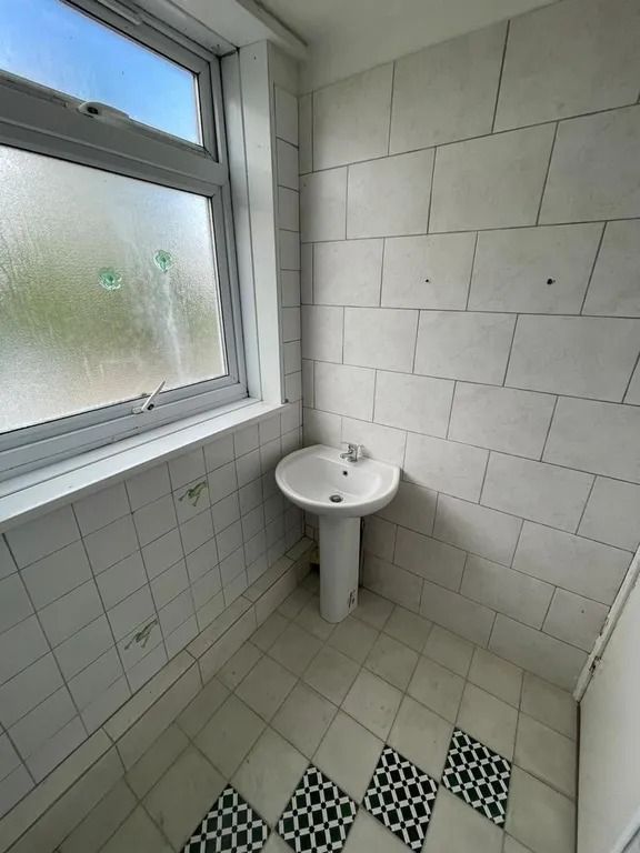 image for One bedroom flat in Northolt UB56ES