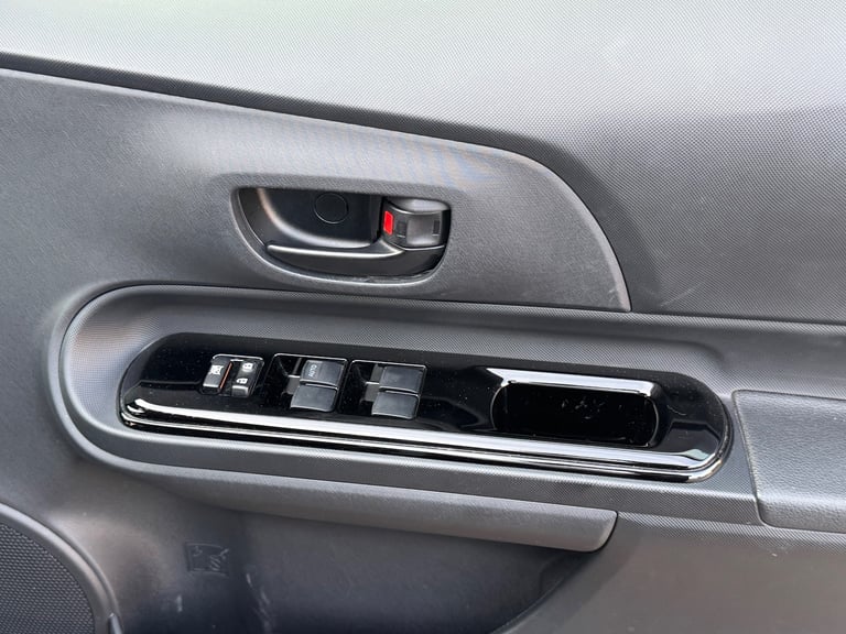 2025 Toyota Aqua 5 Doors Hatchback HYBRID ELECTRIC Manual