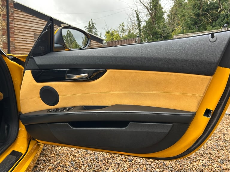 2011 BMW Z4 3.0 30i M Sport Convertible 2dr Petrol Auto sDrive Euro 5 (258 ps)