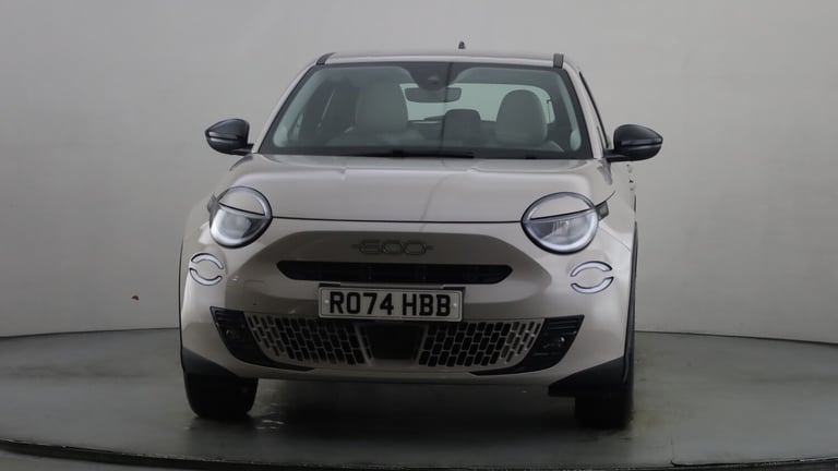 2024 Fiat 600 1.2 MHEV SUV 5dr Petrol Hybrid e-DCT Euro 6 (s/s) (100 ps) SUV Hybrid Automatic