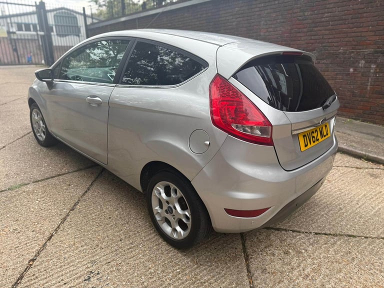 Ford, FIESTA, Hatchback, 2012, Manual, 1242 (cc), 3 doors