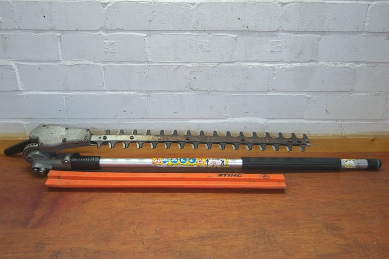Stihl HL-KM 0-135 Kombi Long Reach Hedge Trimmer - Spares or Repairs