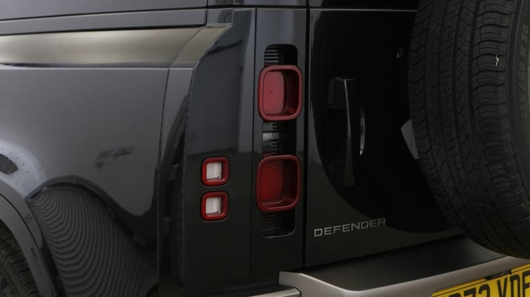 2023 Land Rover Defender Diesel Estate 3.0 D250 X-Dynamic HSE 90 3dr Auto SUV Diesel Automatic