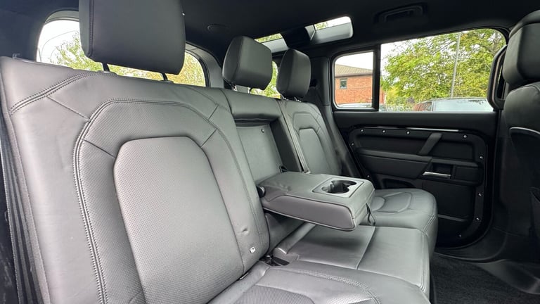 2025 Land Rover Defender 3.0 D350 X-Dynamic HSE 110 5dr Auto Diesel Estate Estate Diesel Automatic
