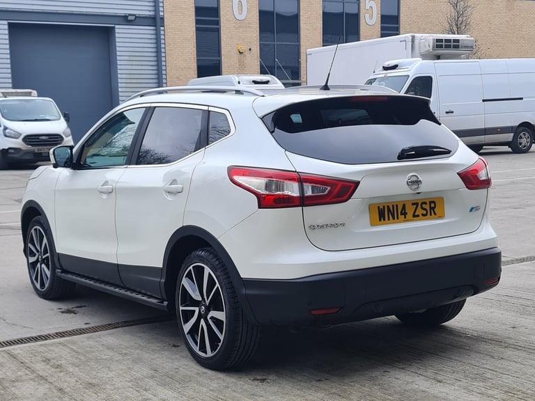 Nissan Qashqai Tekna (2014) 1.6 dCi Tekna SUV 5dr Diesel 109k Warranted Miles