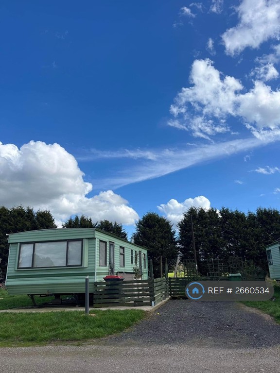 2 bedroom house in Marsh Road Edgmond, Telford, TF10 (2 bed) (#2660534)