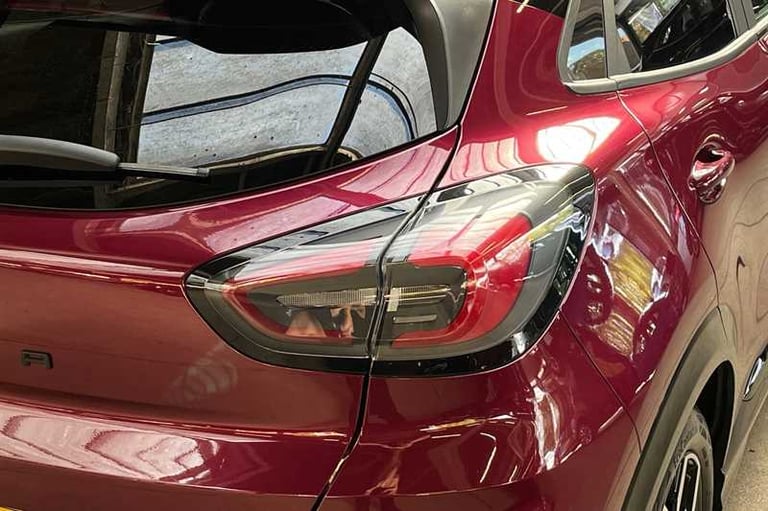 2023 Ford Puma 1.0 EcoBoost Hybrid mHEV Vivid Ruby Edition 5dr HATCHBACK PETROL Manual