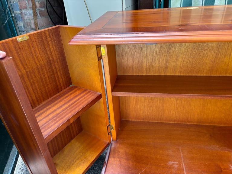 Vintage cabinet 