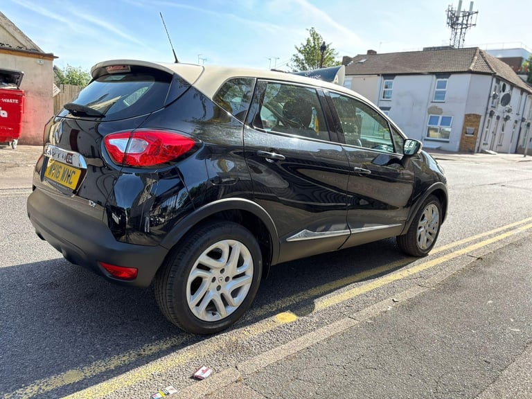 2016 Renault Captur 0.9 TCe ENERGY Dynamique Nav Euro 6 (s/s) 5dr HATCHBACK Petrol Manual