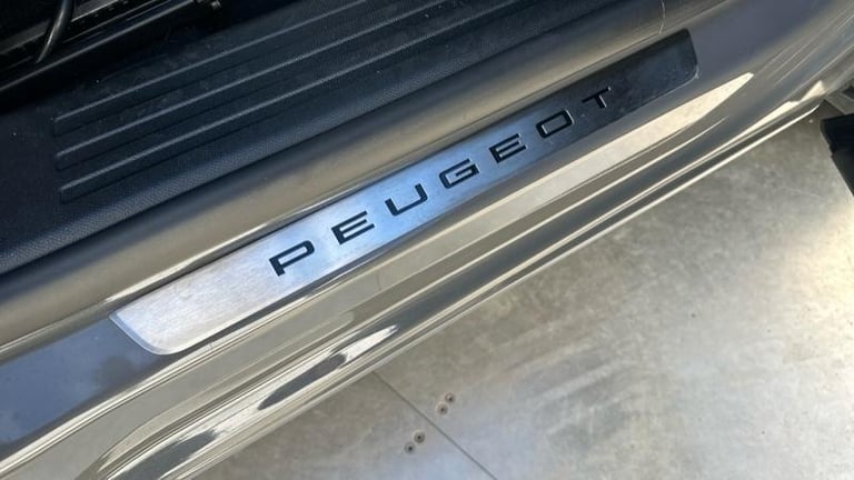 2023 Peugeot E-2008 54kWh GT SUV 5dr Electric Auto (7kW Charger) (156 ps) Automatic Estate Electr...