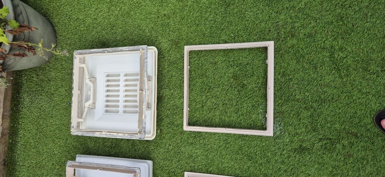 Skylights for camper caravan motorhome boat 400x400 and 280x280mm.