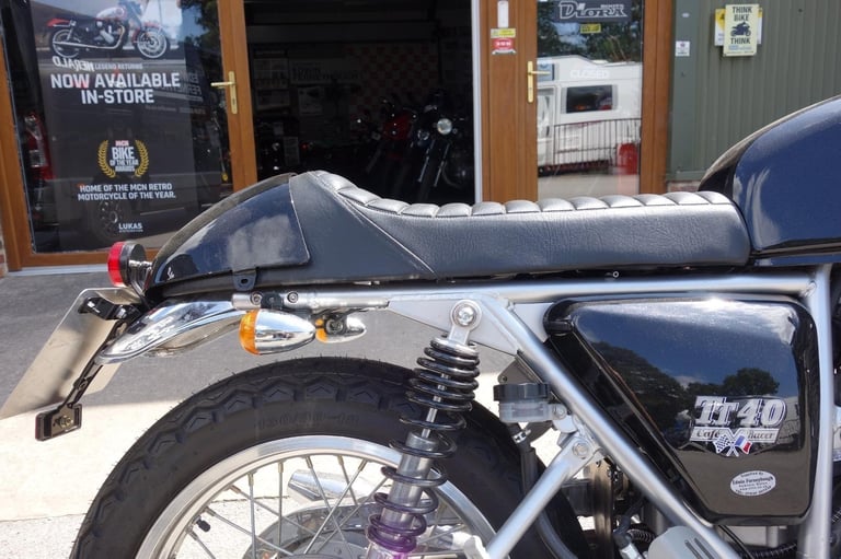 Mash Cafe Racer 400 2022