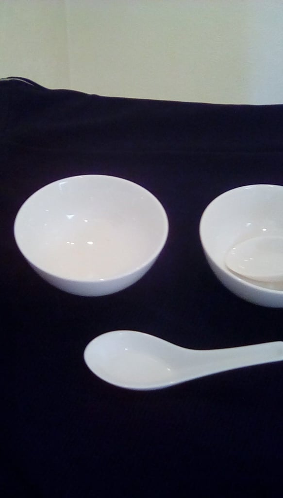 2 Small Chinese Bowls