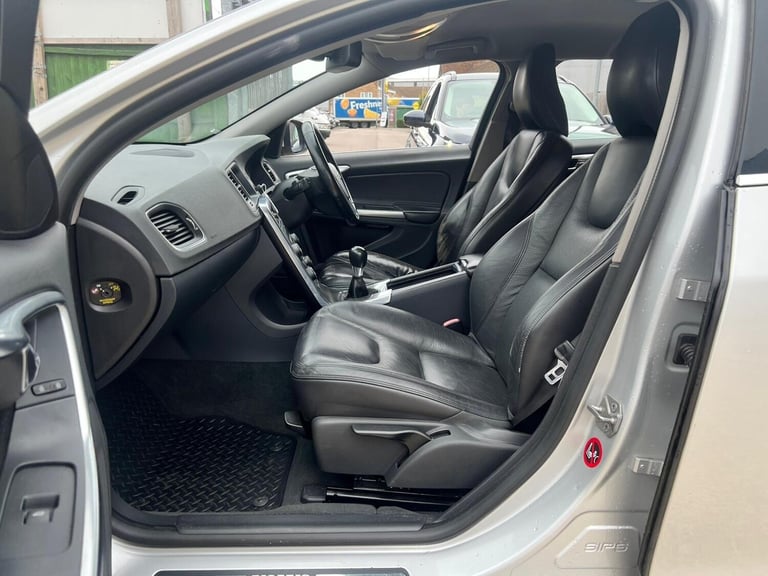 2013 Volvo V60 2.0 D3 SE Lux Euro 5 (s/s) 5dr ESTATE Diesel Manual