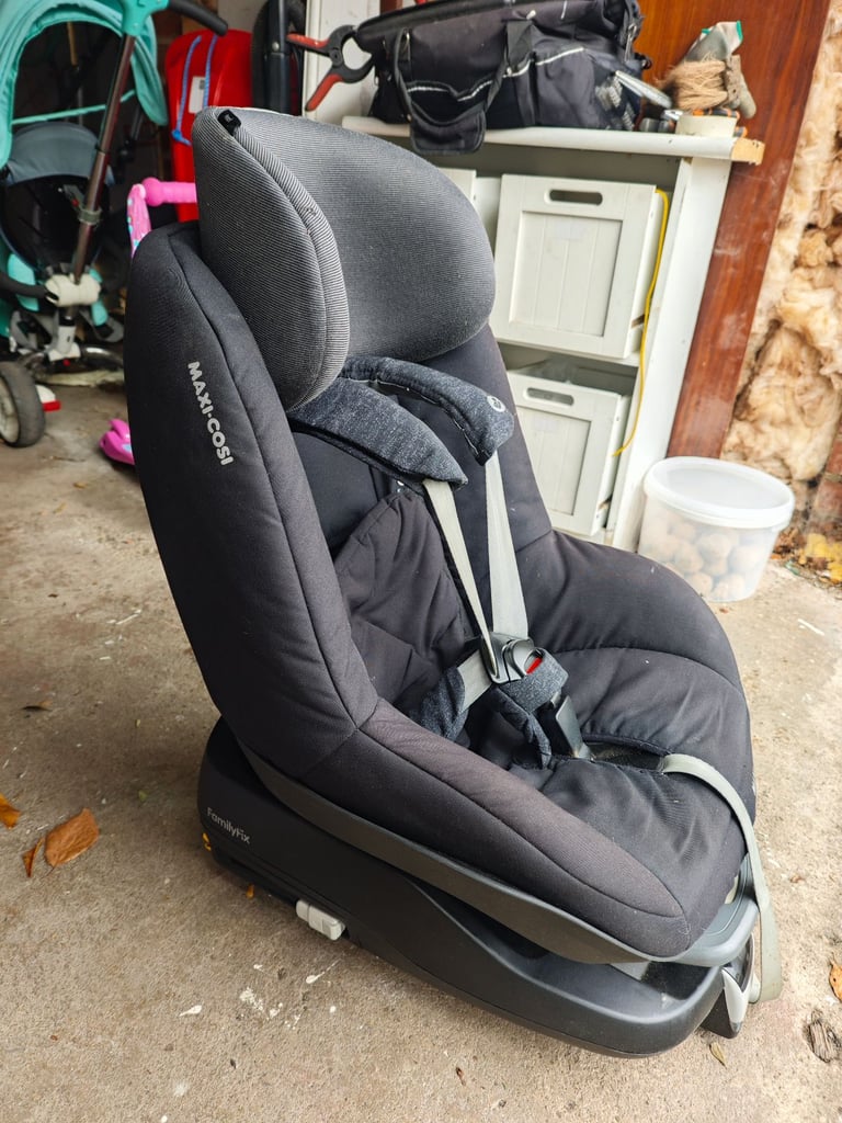 2 x Child Car Seats - free 