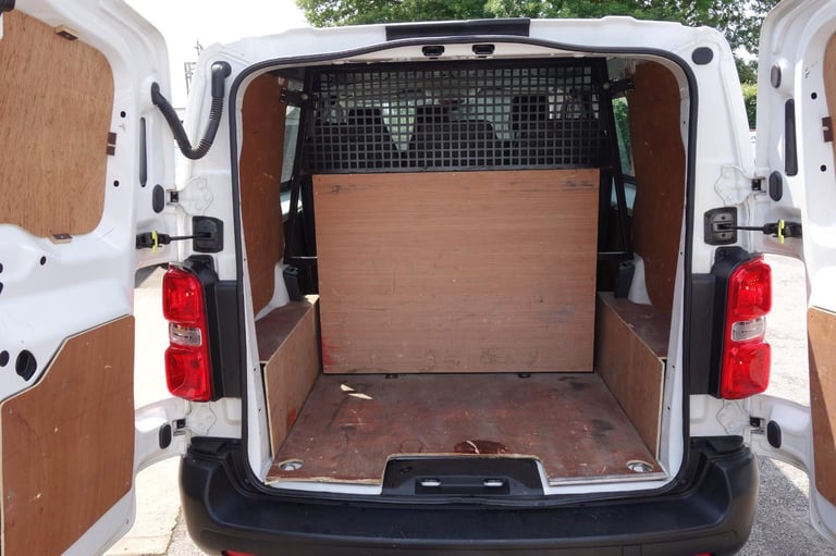 Peugeot Expert 1000 1.5 BlueHDi 100 Professional Van DIESEL MANUAL 2020/70