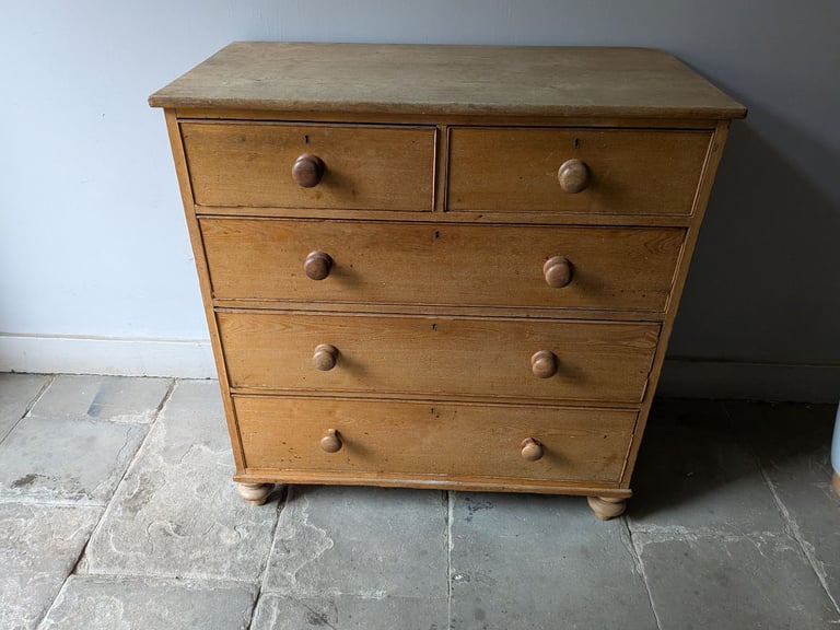 Beautiful, large set of solid wooden drawers