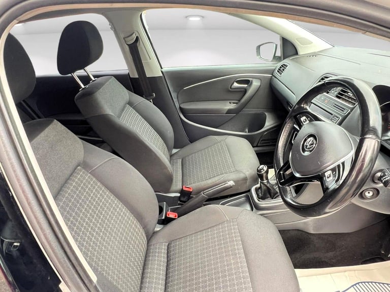 2015 Volkswagen Polo 1.4 TDI BlueMotion Tech SE Euro 6 (s/s) 5dr Diesel