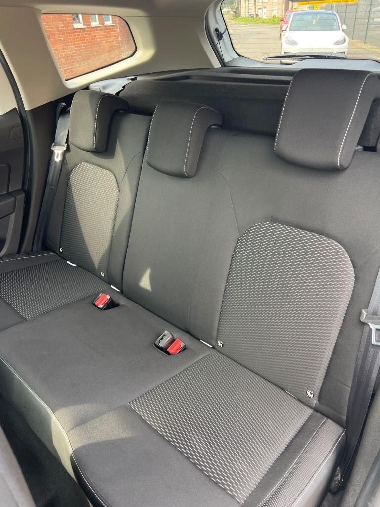 2019 Dacia Duster 1.6 SCe Comfort SUV 5dr Petrol Manual Euro 6 (s/s) (115 ps) HATCHBACK Petrol Ma...