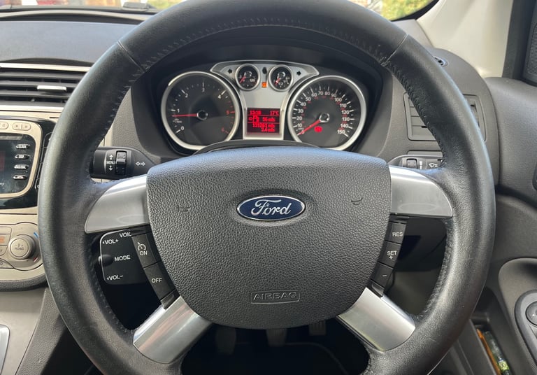 Ford, KUGA, Estate, 2011, Manual, 1997 (cc), 5 doors