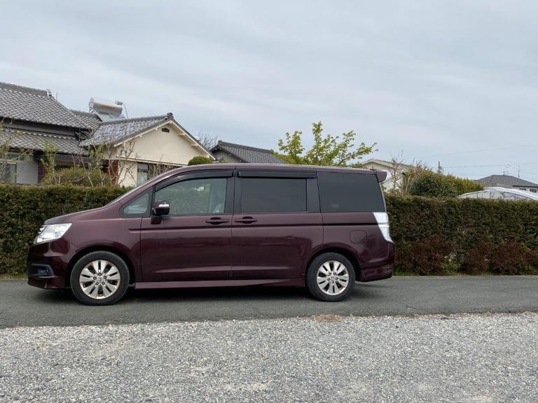 Honda Stepwagon/Alphard/Estima 2.0 Spada Z Auto 2.0 RK5 Auto 8 Seater MPV