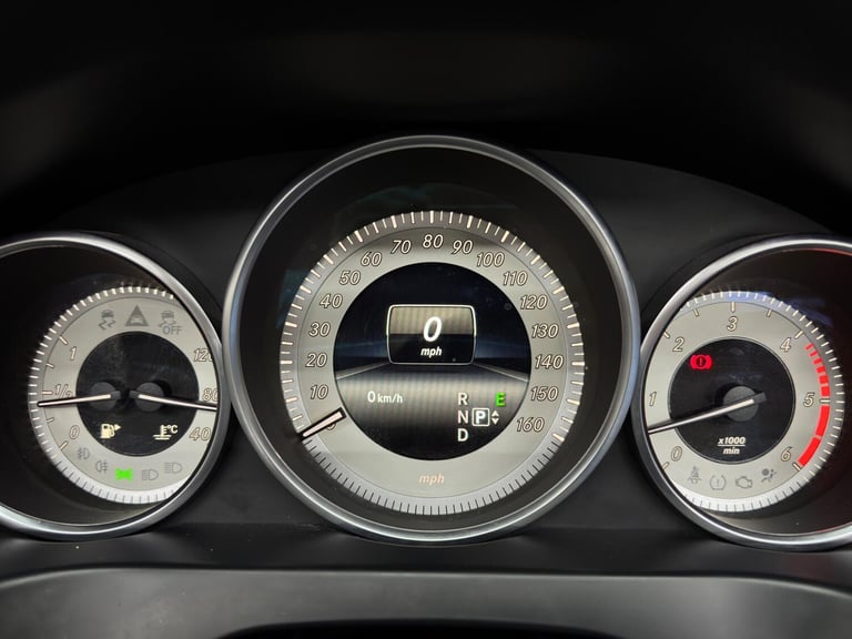 2013 Mercedes-Benz E-Class 3.0 E350d V6 BlueTEC AMG Sport Cabriolet G-Tronic+ Euro 6 (s/s) 2dr CO...