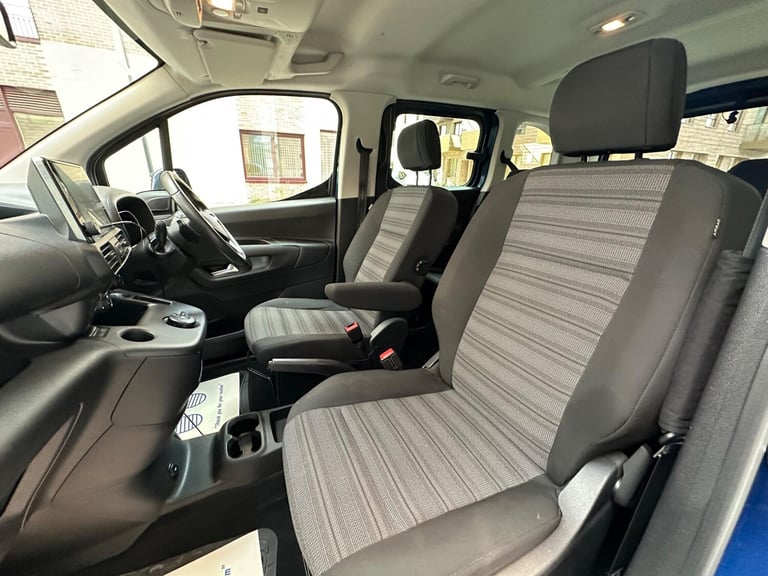 2020 Vauxhall Combo Life 1.5 Turbo D BlueInjection Energy Auto Euro 6 (s/s) 5dr MPV Diesel Automatic