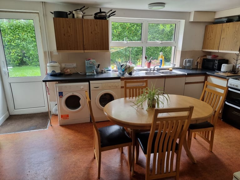 image for 3-4 months sub let