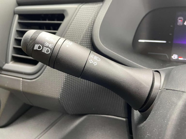 RENAULT TRAFIC 2.0 dCi Blue SL30 Advance Auto L1 H1 Euro 6 (s/s) 5dr 2025