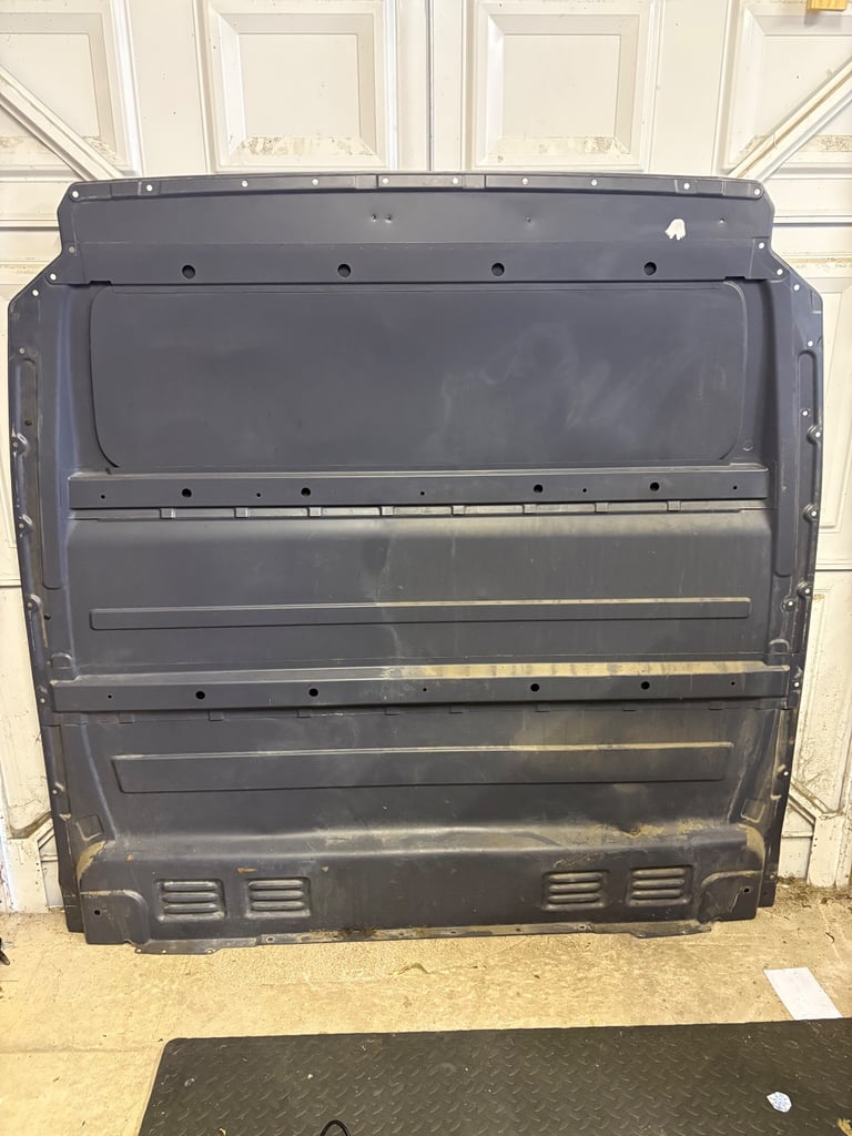 2011 Mercedes Sprinter van high roof bulkhead