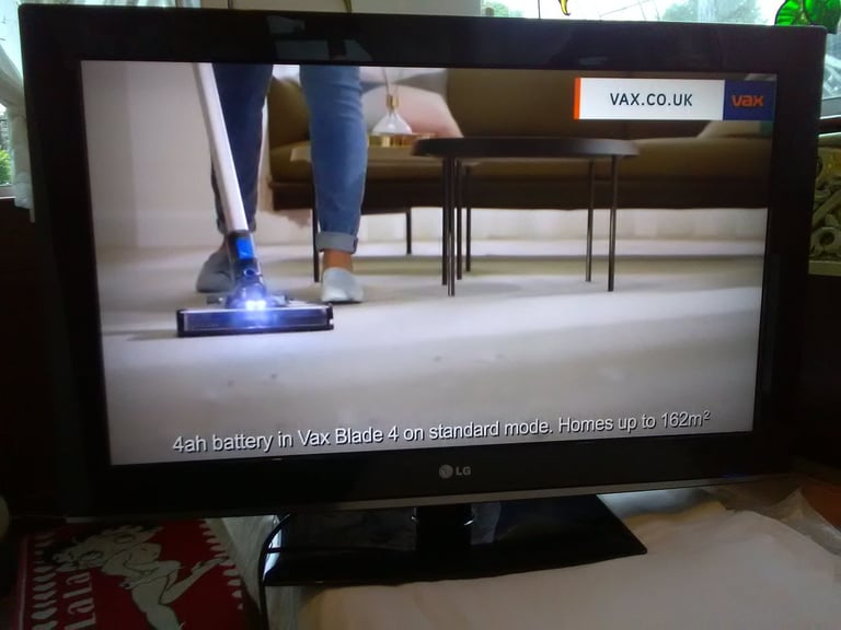 image for LG 32" SLIMLINE FULL HD 1080P WITH REMOTE 