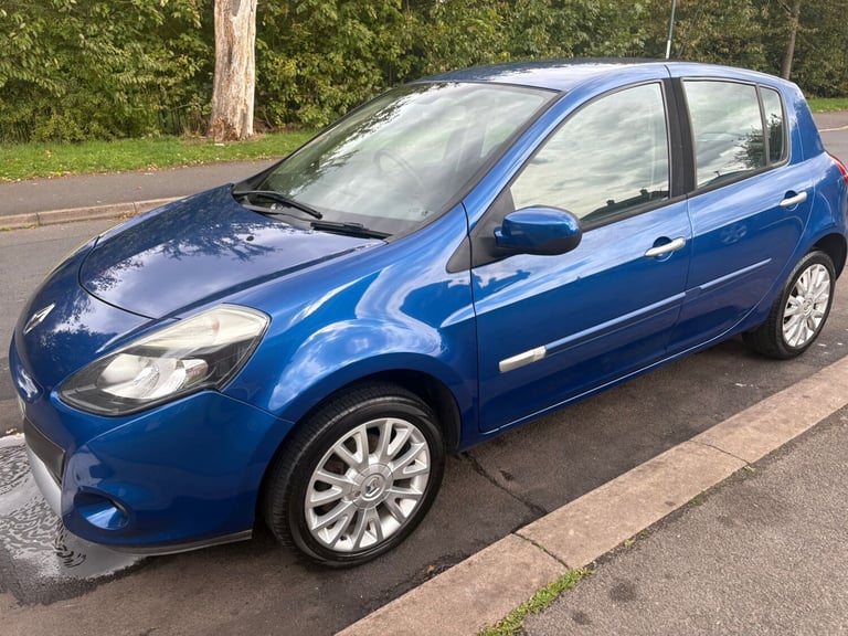Cheap 2009 Renault Clio 1.5 dCi 86 Dynamique 5dr HATCHBACK Diesel Manual for sale in Coalville, Leicestershire