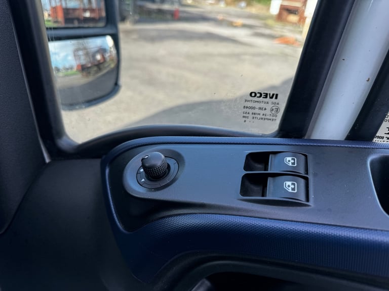 2016 Iveco Daily Iveco Daily 70-210 3.0 Auto-Hi-Matic 2016 Euro-6 14f Curtainsider Van NA Diesel ...