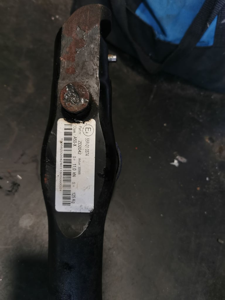  Car Towbar 