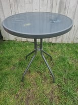 Garden/patio Table & x2 Chairs