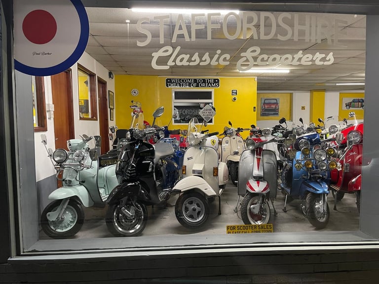 VESPA PAGGIO PX 125 number 204 Ron Daley special 