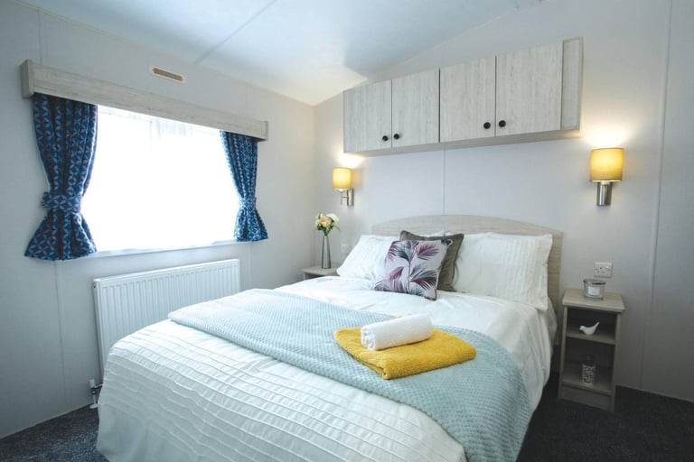 NEW Sunrise Saffron Lodge 39x13 | 2 bed | Full Winterpack | OFF SITE Mobile Home