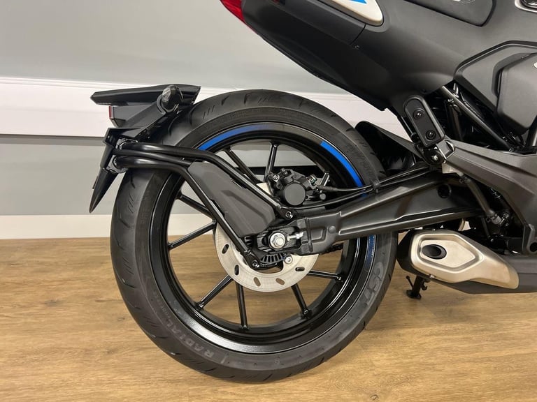 2025 Cf Moto Cl-X 300CL-X Petrol black 6 Speed