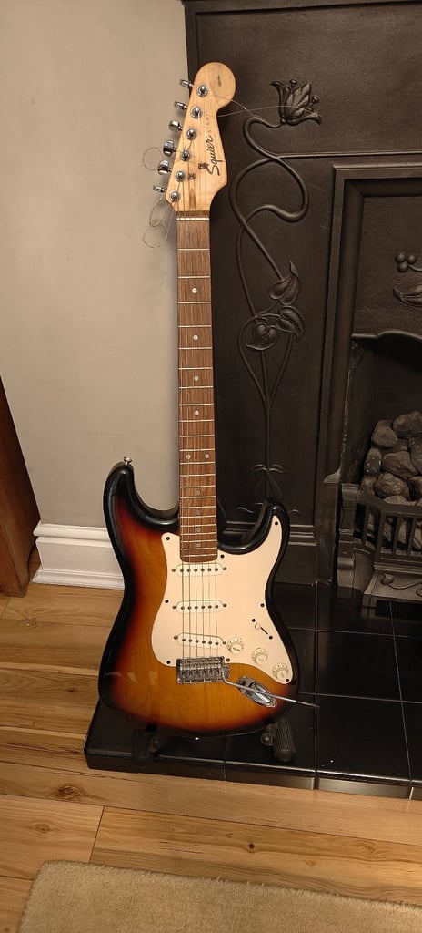 Fender Squire Strat