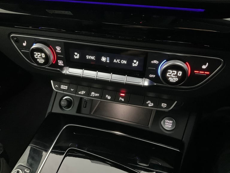 2024 Audi Q5 50 TFSI e Quattro Black Edition 5dr S Tronic ESTATE PETROL/ELECTRIC Automatic