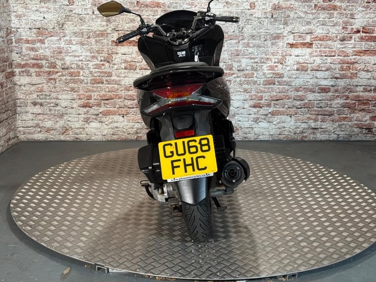 HONDA PCX125 - 2018 Petrol Automatic in Black