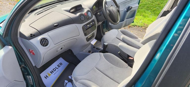 CITROEN C3 1.6i 16V Exclusive 5dr 2002