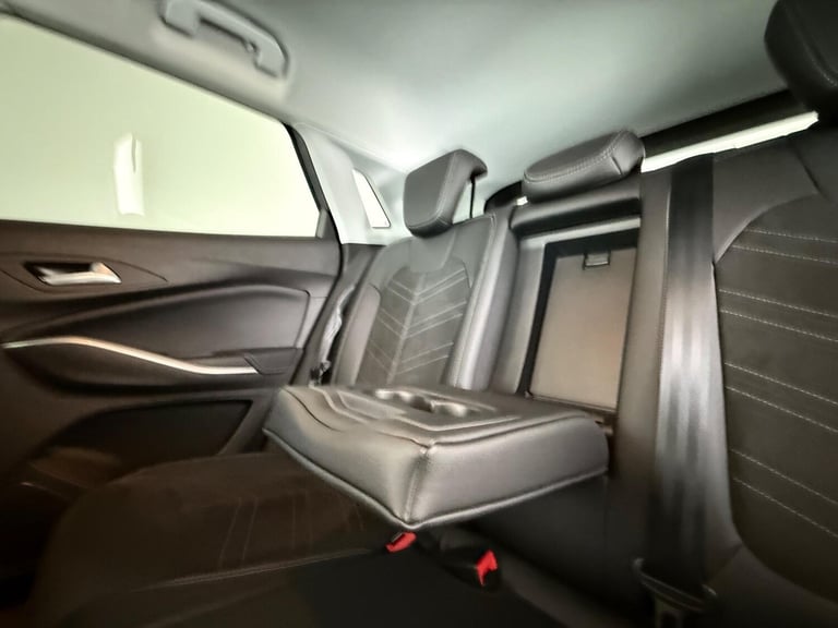 2024 Vauxhall Grandland 1.2 Turbo Ultimate 5dr Auto HATCHBACK PETROL Automatic