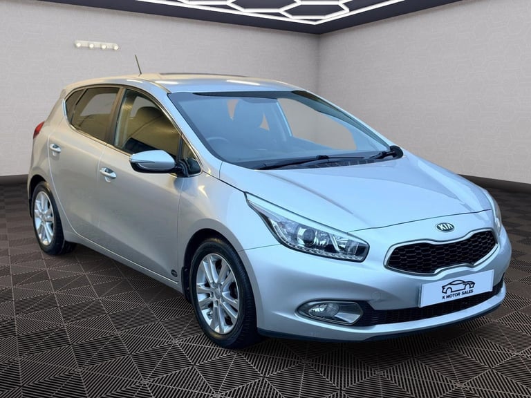 image for 2015 Kia Ceed 1.6 GDi 3 DCT Euro 5 5dr HATCHBACK Petrol Automatic