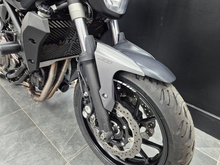 YAMAHA MT07